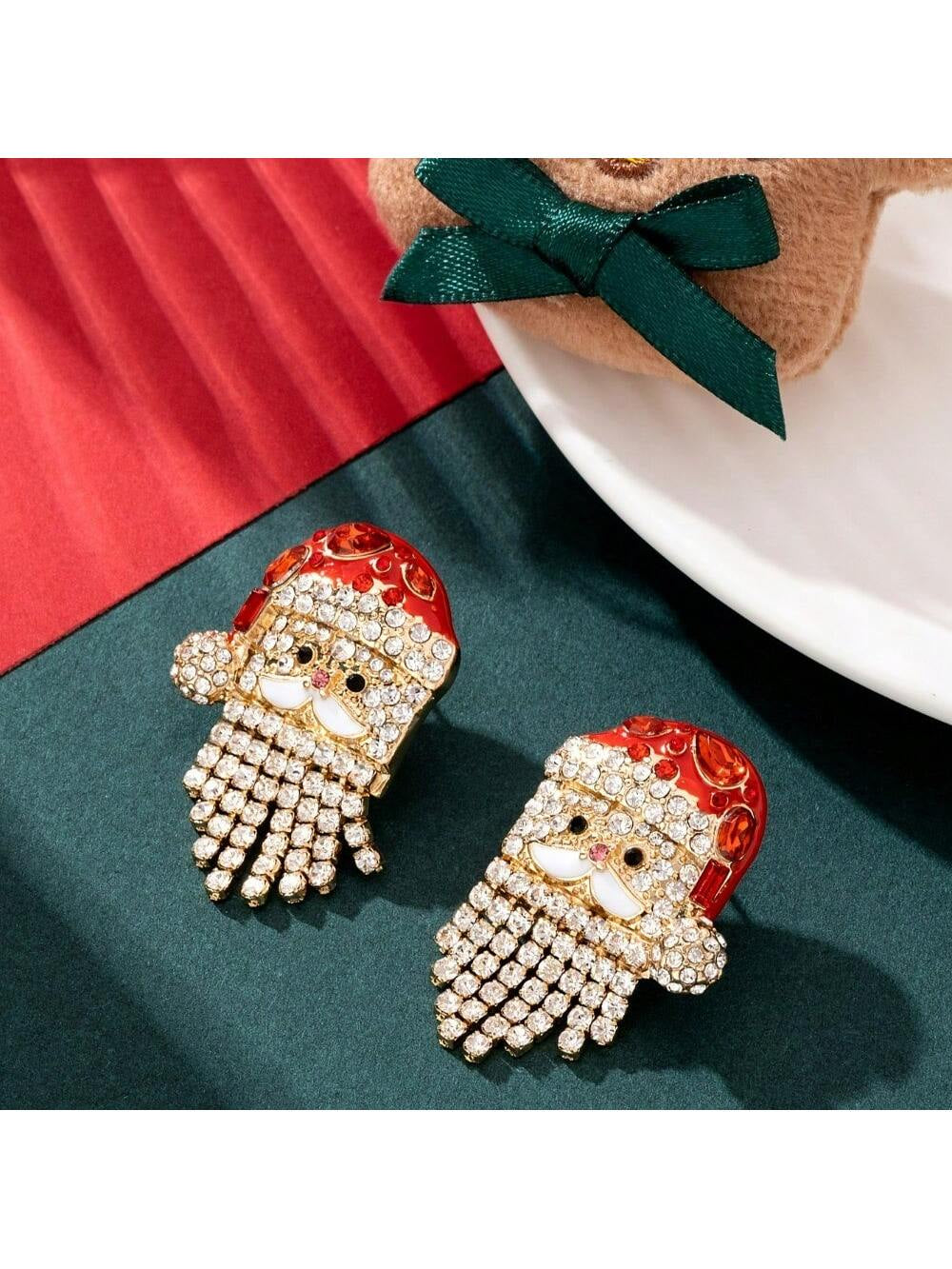 1 Pair of Santa Claus Earrings - Sparkling Water Diamond Cartoon Santa Claus with Red Gold Accents, a Festive Party Ladies' Jewelry Gift, Suitable for All Year Round, Christmas Tree Earrings, Seasonal Accessories, Exquisite Craftsmanship
