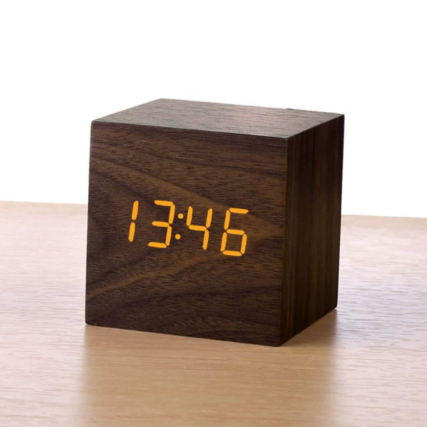 Minimalist Wooden Table Clock